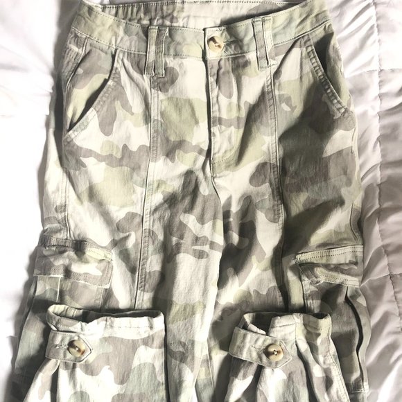 Camo joggers with pockets - Picture 1 of 2